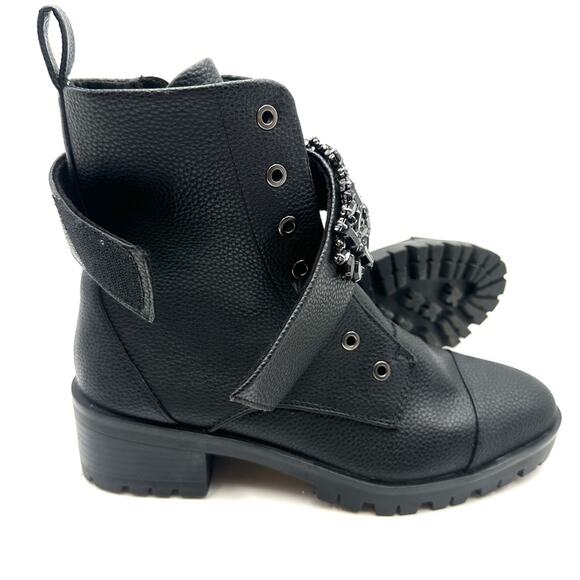 NEW - KARL LAGERFELD PARIS women's Pippa Jeweled Strap Leather Lug Sole - SIZE 9 - Picture 12 of 13